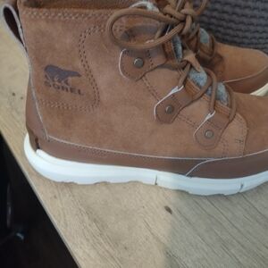 Sorel Brown Suede Winter Boots with White Sole